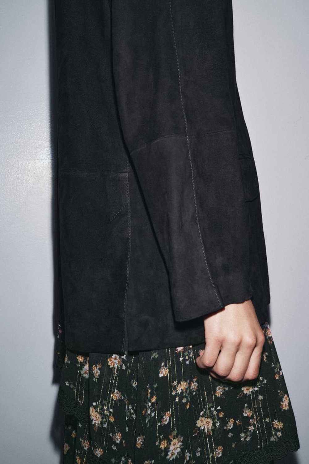 ZARA БЛЕЙЗЕР ОВЕРСАЙЗ ИЗ ЗАМШИ, 100% — ZW COLLECTION, ЧЕРНЫЙ