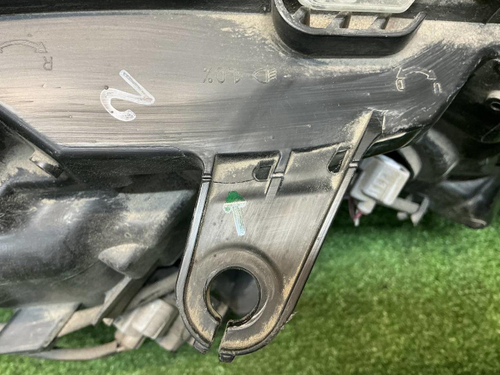 Фара левая Toyota RAV4 5 XA50 (2018-н.в.) LED