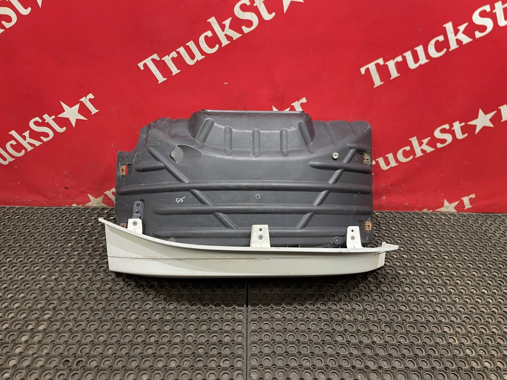 Крыло переднее левое верхняя часть 2018г.