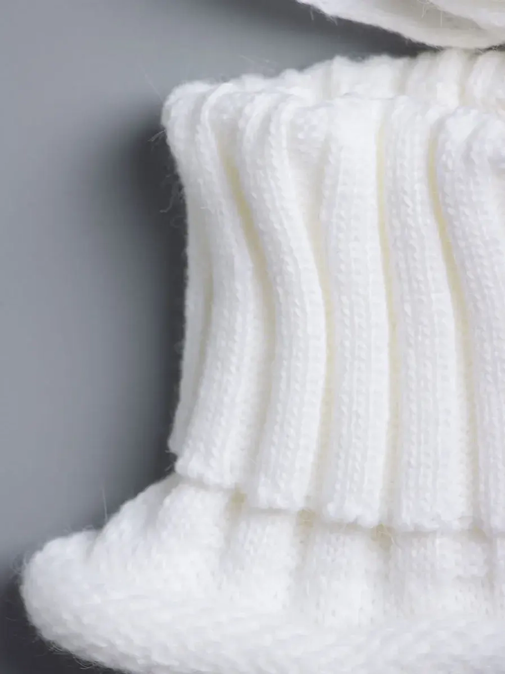 Зимняя шапка для девочки и снуд