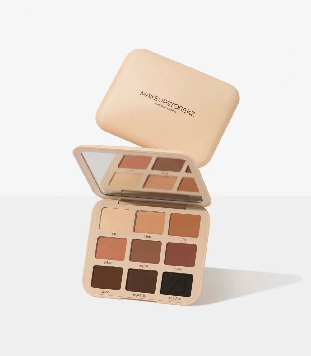 Палетка теней MAKEUPSTOREKZ Eyeshadow Palette - BASIC