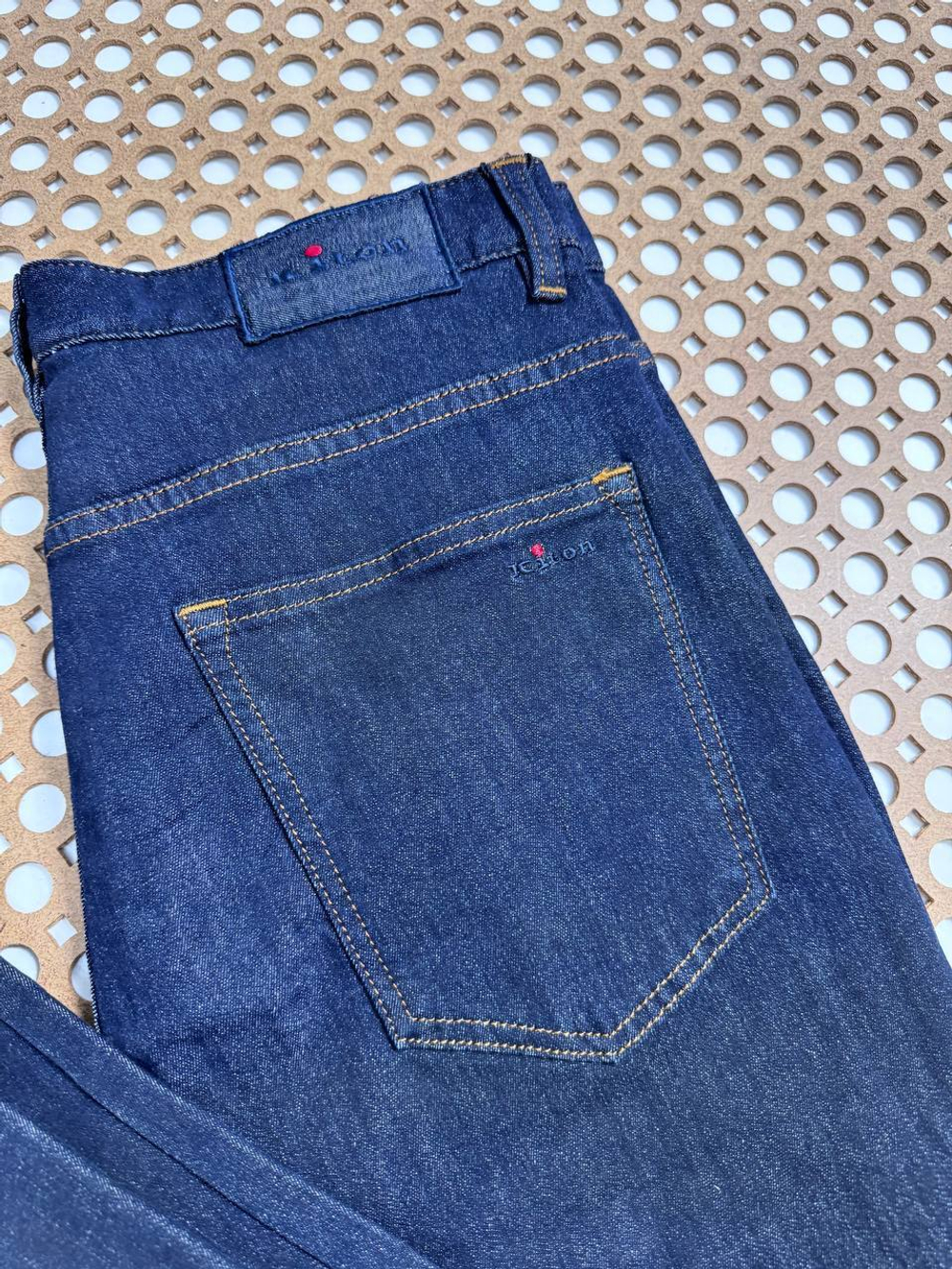 Джинсы Kiton