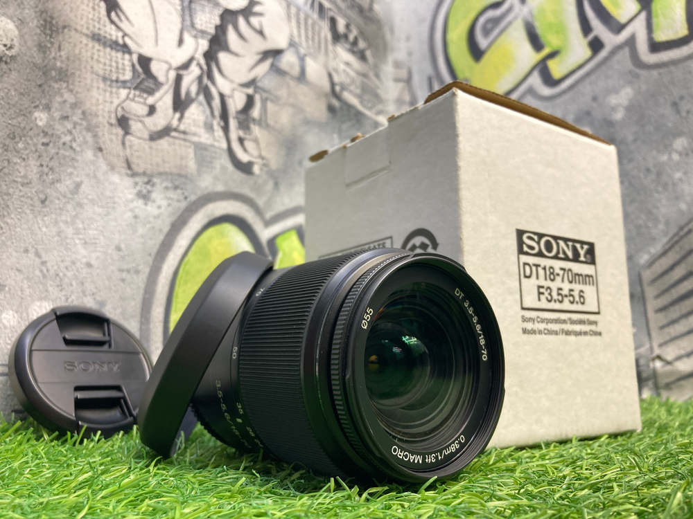 Sony DT 18-70mm 3.5-5.6