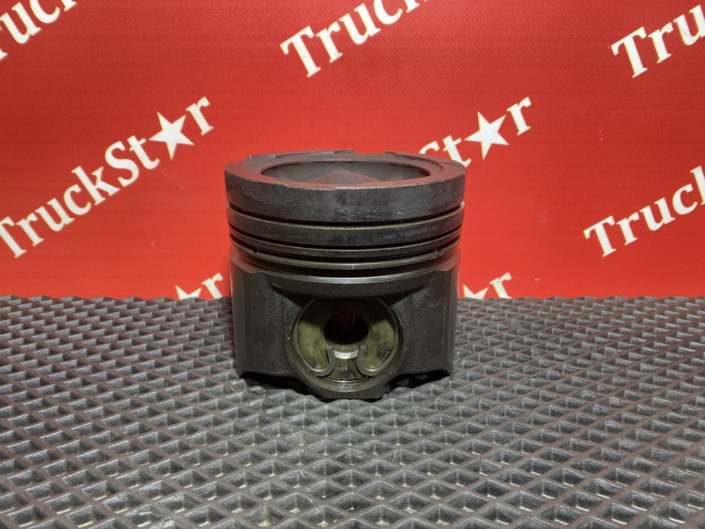 Поршень ДВС 2018г