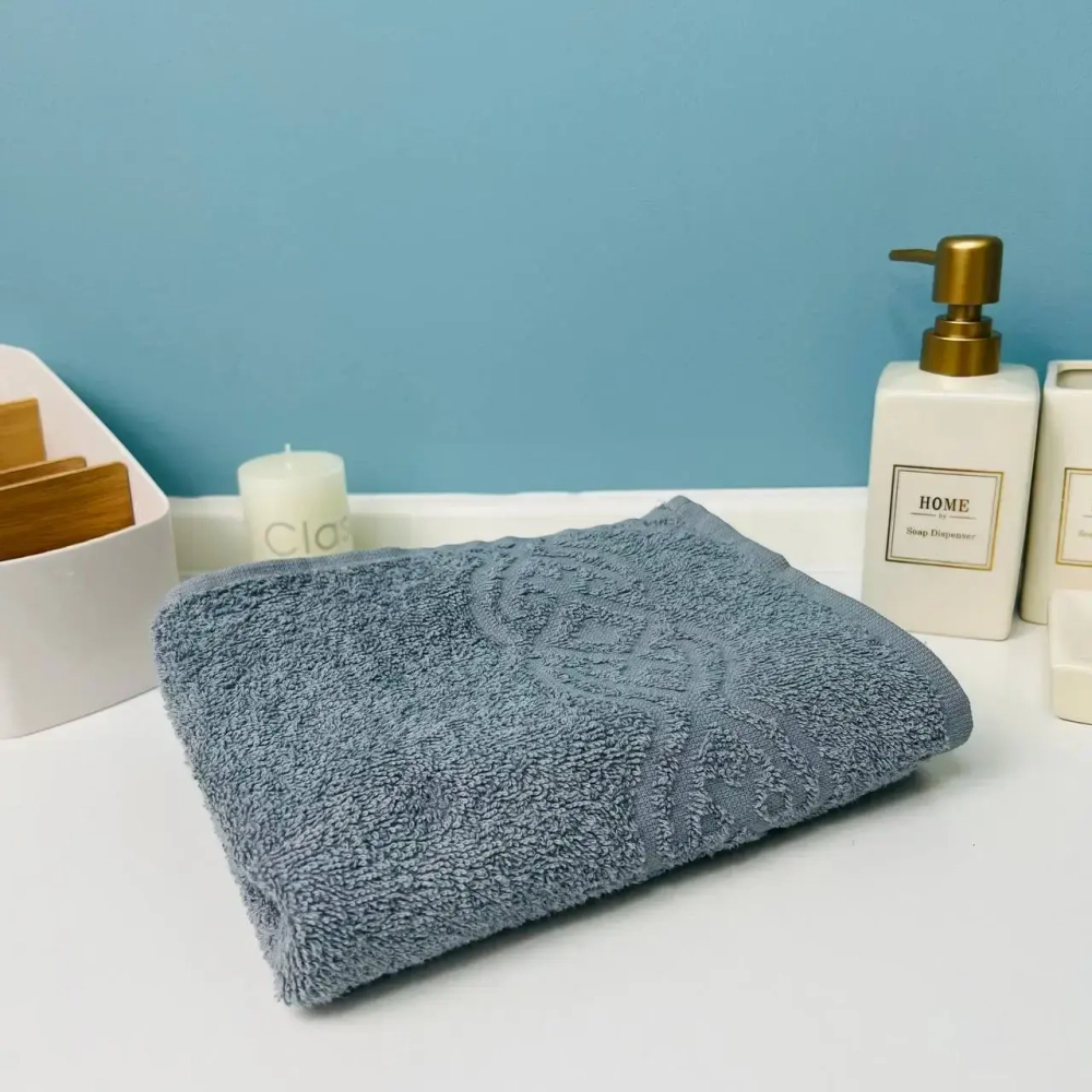 Полотенце махровое 50*90см «Vivien» цвет грозовое небо 10340 плотность 400гр/м2 с петелькой-подвесом