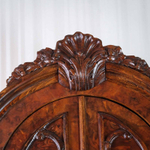 Шкаф — витрина