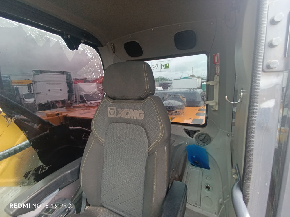 XCMG XE335 Экскаватор XE335C (Дизельный, 7,8 л, 259 л.с., АТ)