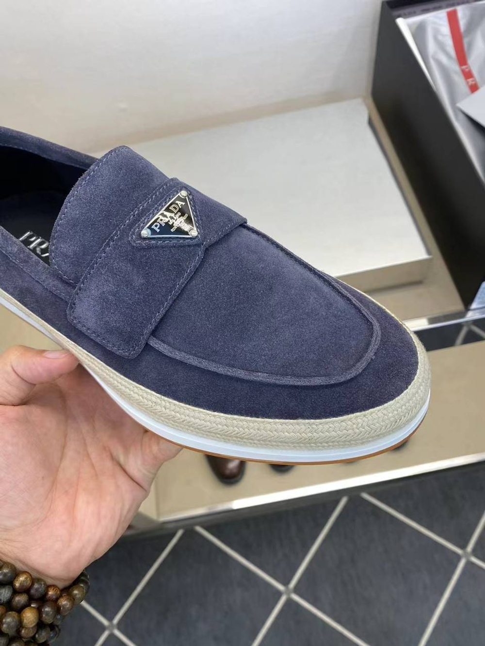 Лоферы Prada