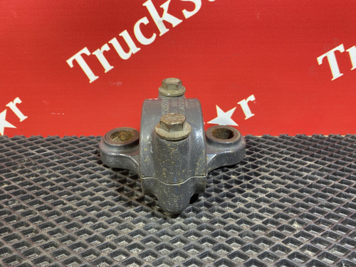 Кронштейн переднего стабилизатора 2016г