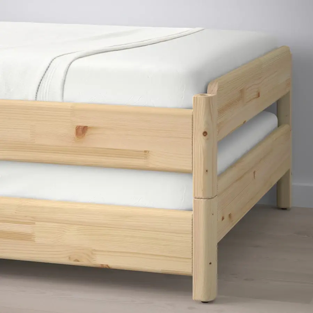Складная кровать с 2 матрасами - IKEA UTÅKER/UTAKER, 200х80 см, матрас жесткий, сосна, УТОКЕР ИКЕА