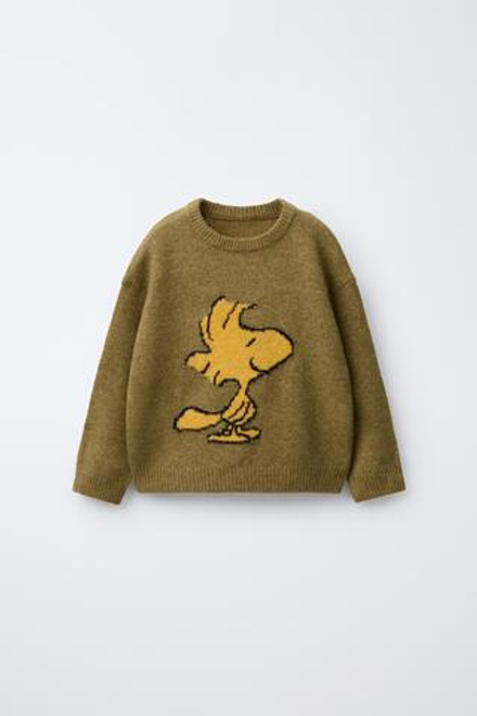 ZARA ТРИКОТАЖНЫЙ ДЖЕМПЕР С SNOOPY PEANUTS™, СВЕТЛО-ОЛИВКОВЫЙ