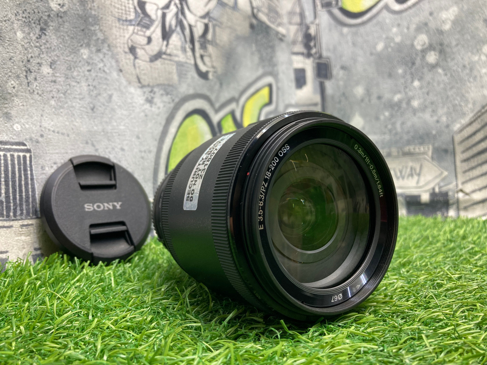 Sony 18-200mm 3.5-6.3 E (SEL-P18200)