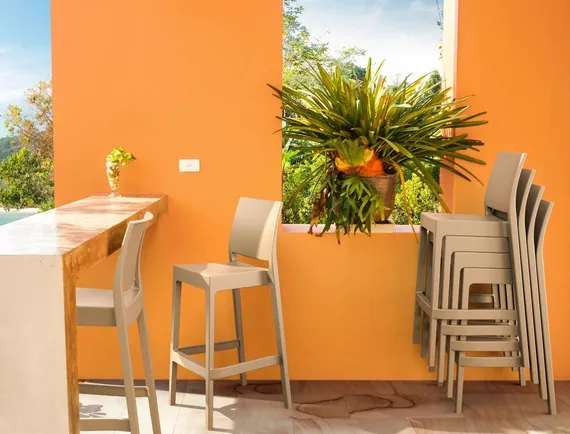 Барный стул Maya бежевый