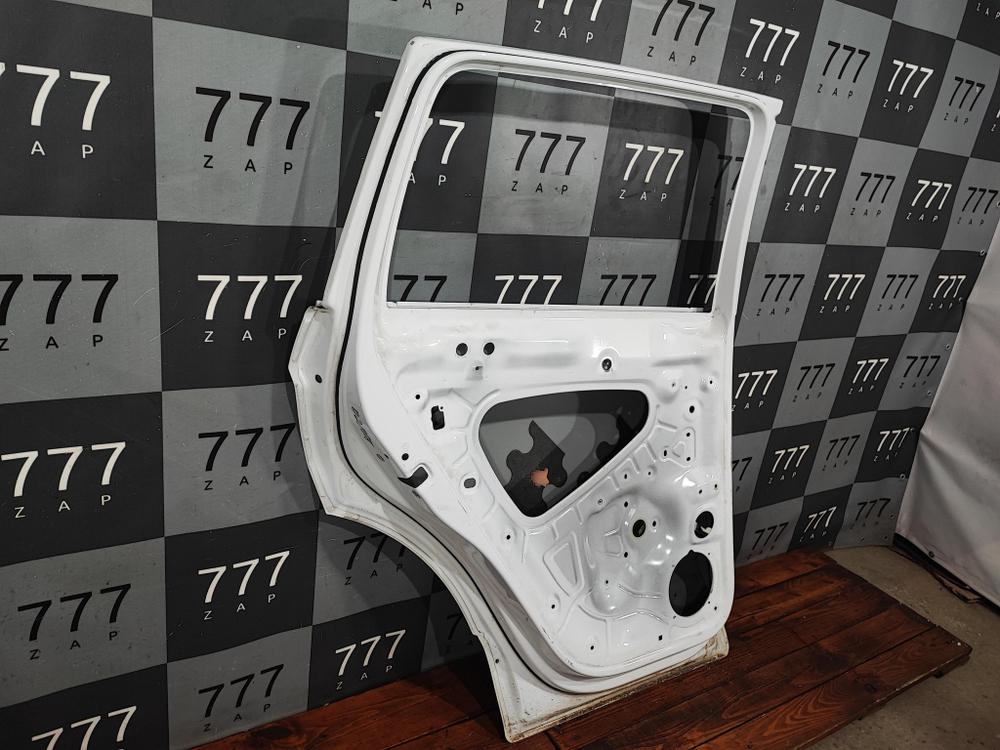 Дверь задняя левая Volkswagen Tiguan 2 16-нв Б/У Оригинал 5NA833603A