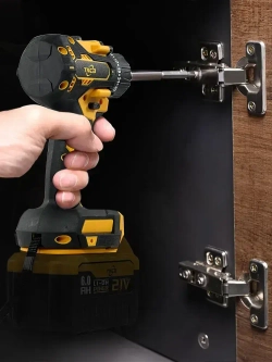 шуруповерт аккумуляторный бесщеточный TKCB,21 В, 280 Нм, 4000 об/мин ,без АКБ