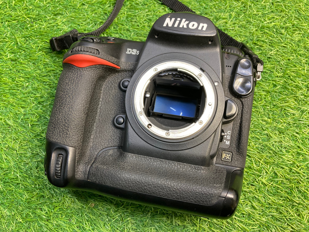 Nikon D3s (109 000 кадров) Покупка/Продажа