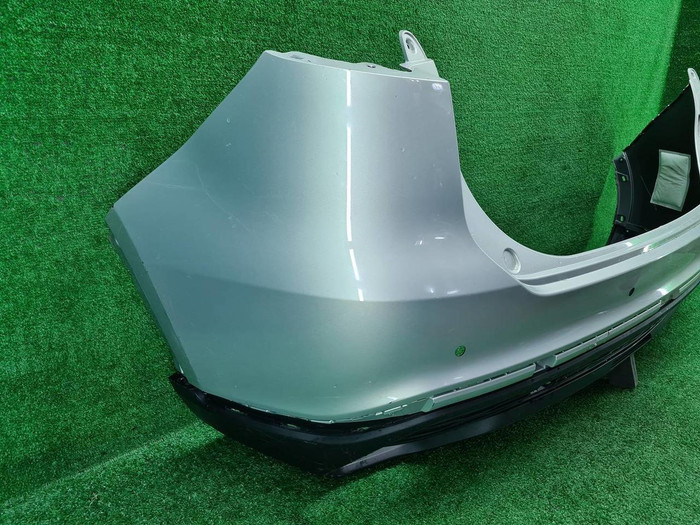 Бампер задний Hongqi HS5 (2019-н.в.)