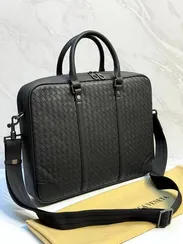 Кожаный портфель Bottega Veneta Intrecciato на молнии с плечевым ремнем