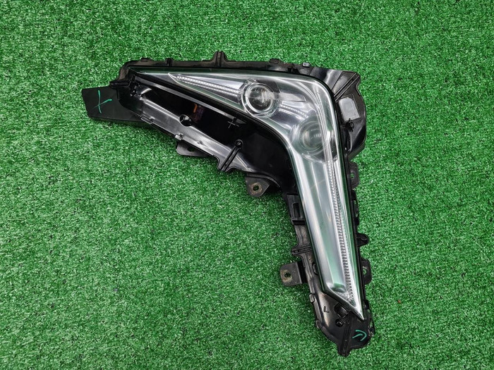 ПТФ левая Lexus LX 3 (2015-2023)