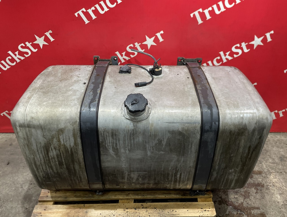 Бак топливный 650L