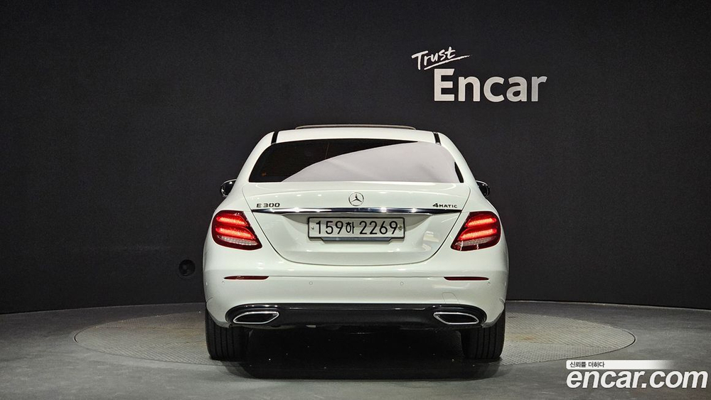 Mercedes-Benz E-Class W213 E250 Avangarde (04.2020)