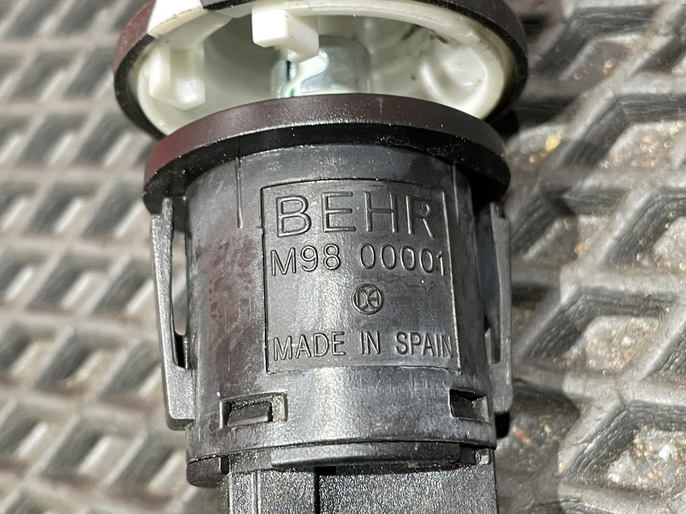 Переключатель света фар 2018г.