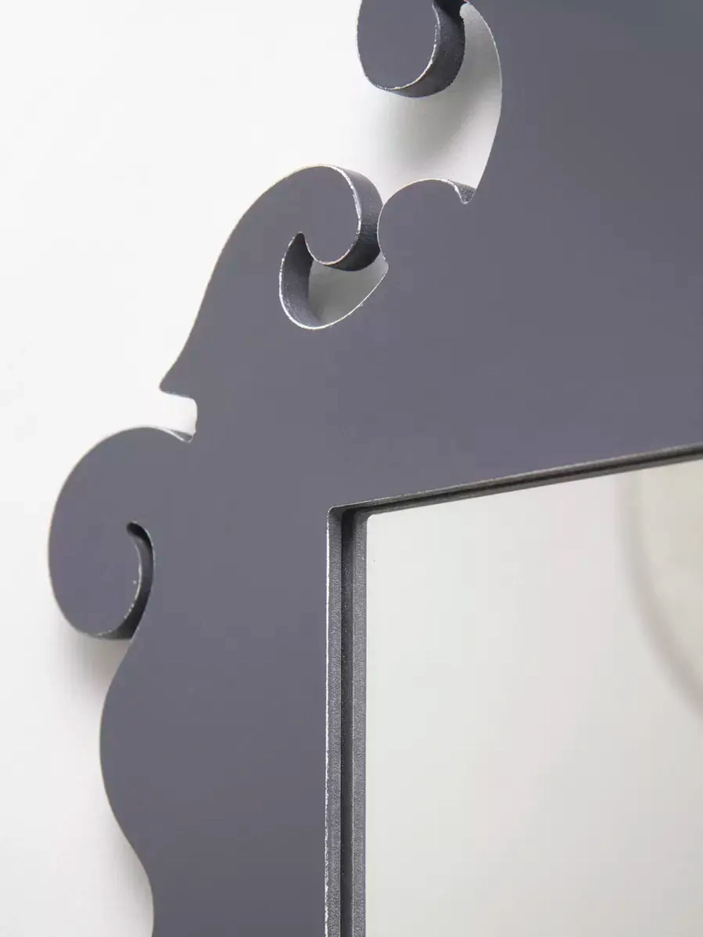 Зеркало настенное для прихожей