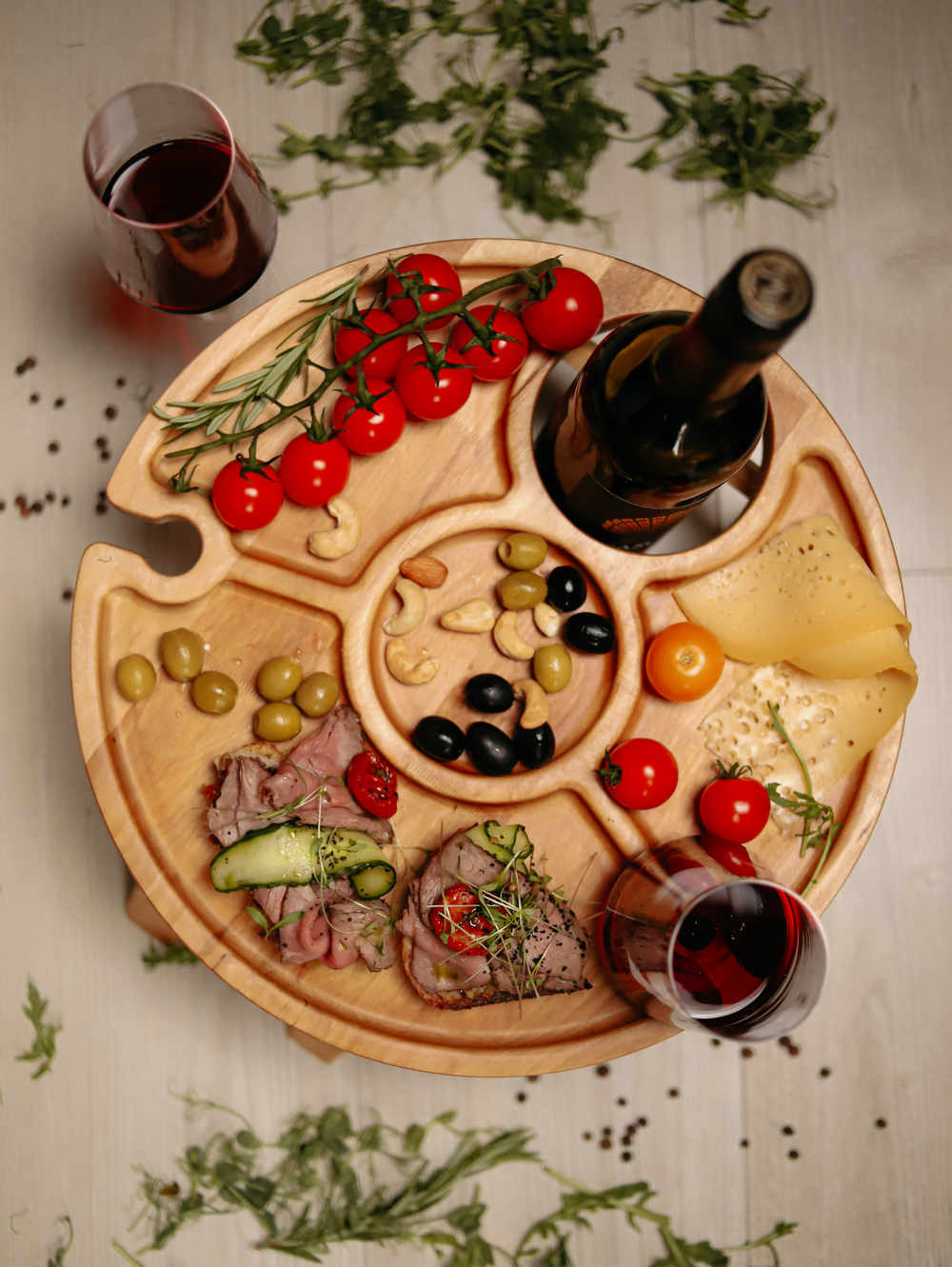 Менажница деревянная Винный стол "L" 35 см