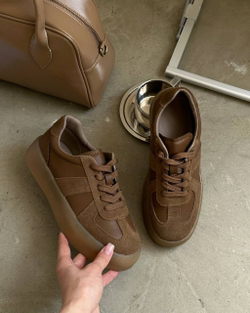 Кеды из натуральной замши