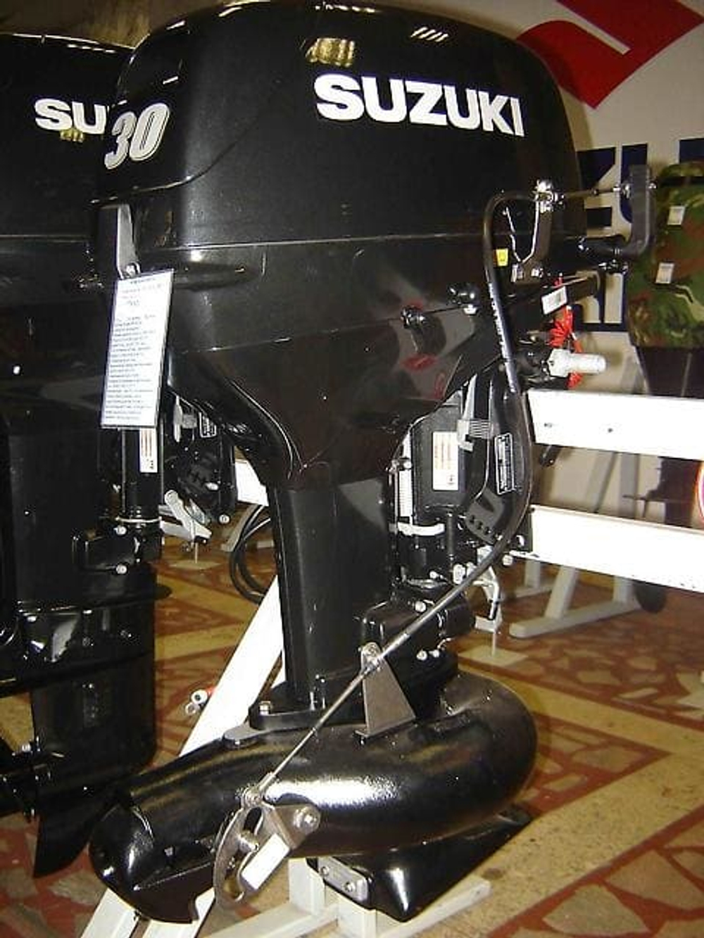 2х-тактный лодочный мотор SUZUKI DT30S JET с водомётной насадкой Marine Rocket