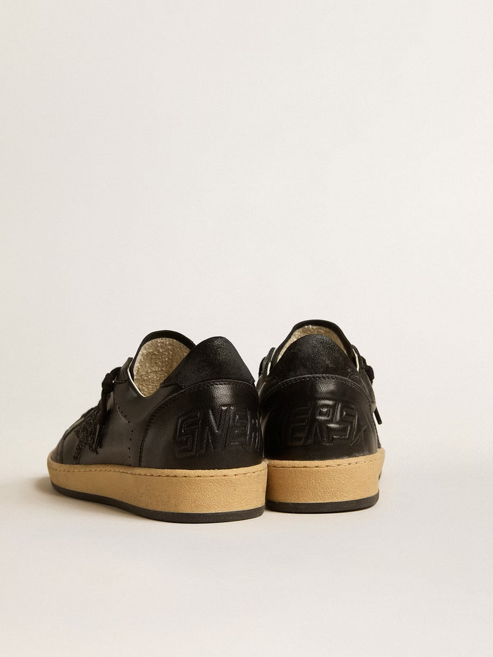 Ball Star Donna in nappa nera con stella in glitter neri e talloncino in suede