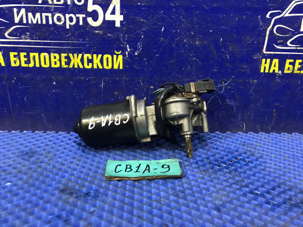 Моторчик переднего дворника MITSUBISHI LANCER 1994