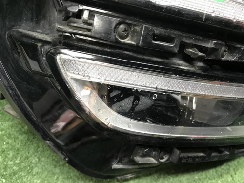 Битая Фара правая Genesis G70 (2020-н.в.) LED