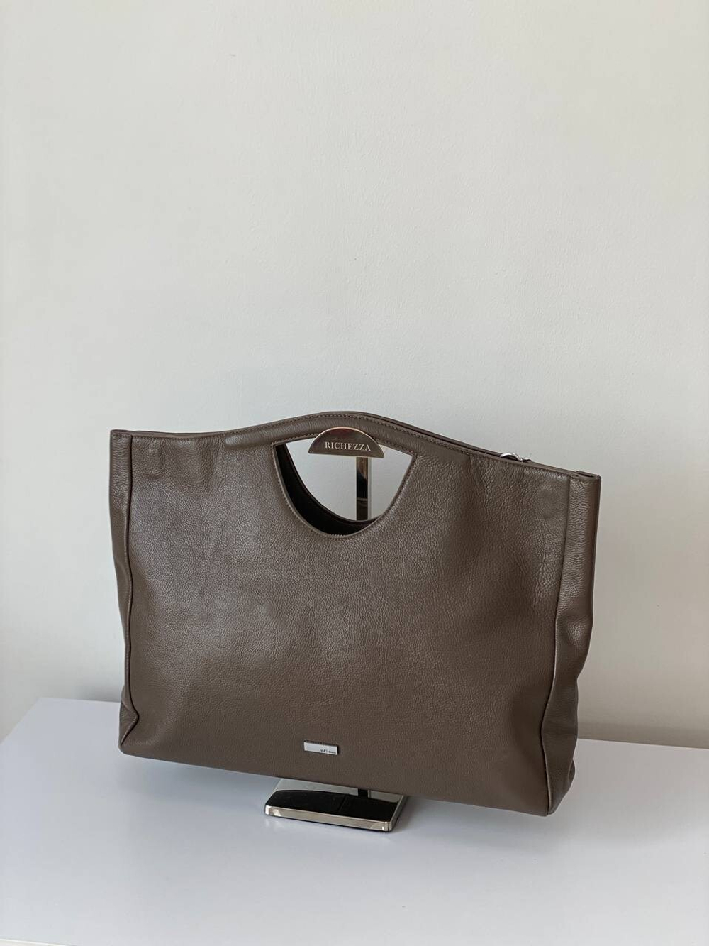 СУМКА ИЗ НАТУРАЛЬНОЙ КОЖИ