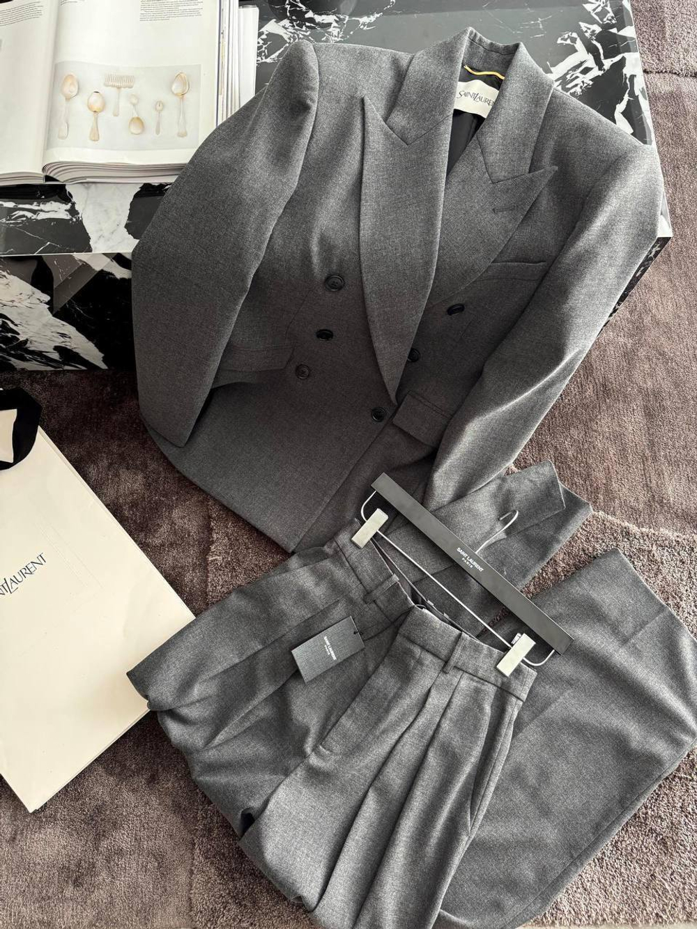Костюм Yves Saint Laurent