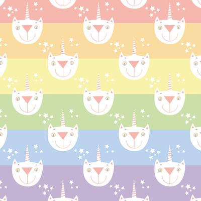 Кот-Единорог на радужном фоне