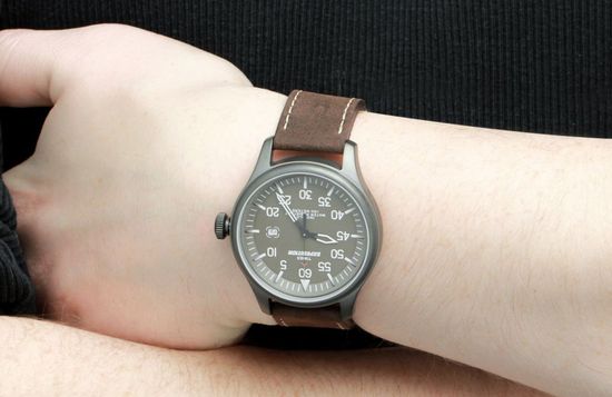 Наручные часы Timex T49874