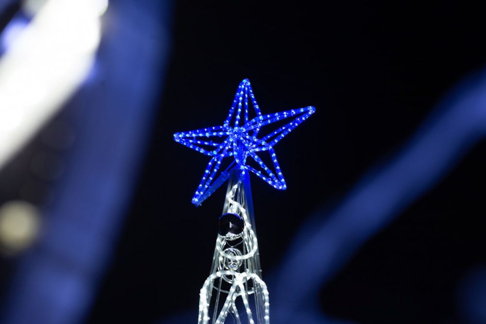 Световая конструкция елка-конус «Снежинка»