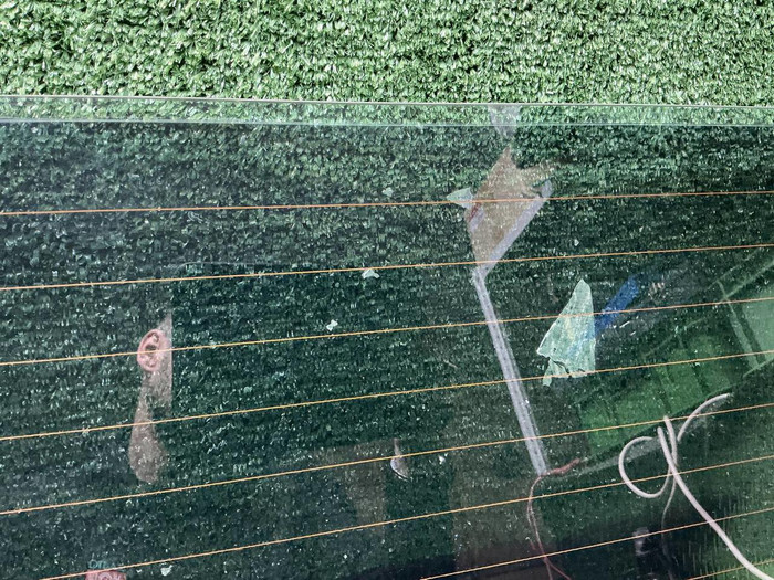 Стекло крышки багажника Mercedes G W463 (08-18)