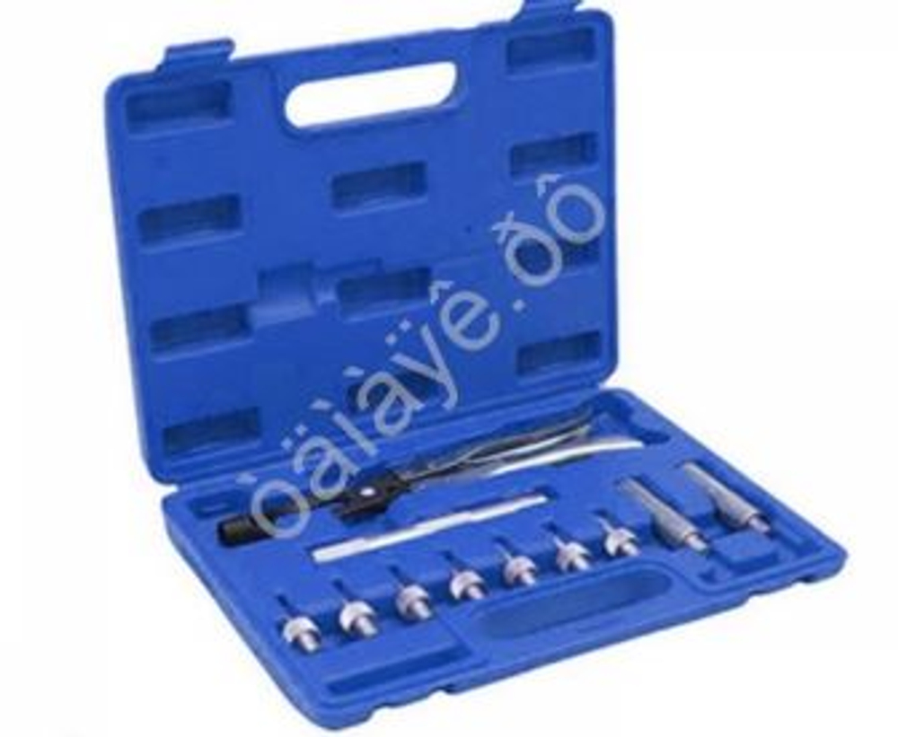 Набор для замены маслосъемных колпачков и направляющих втулок МАЯКАВТО™ кейс 2274вт