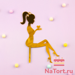 Топпер «Силуэт» девушка с сердцем в руках, золотой