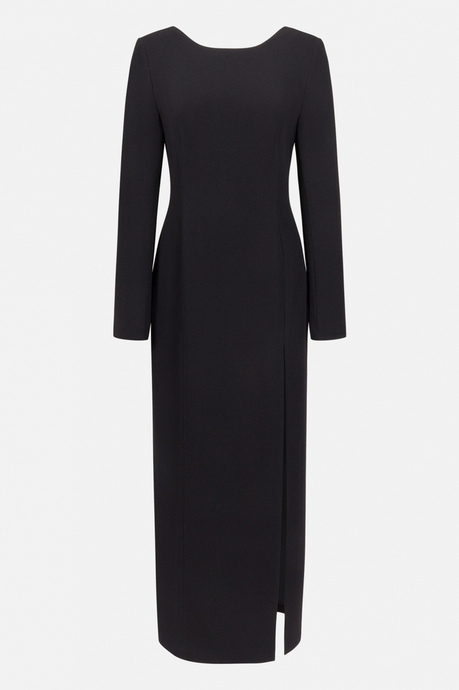 Платье в пол с вырезом на спине