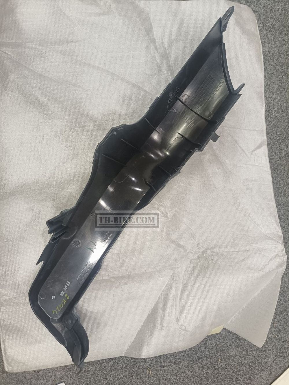 61160-K0G-900ZD. COVER, L. FR. FORK. HONDA