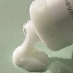 ROUND LAB Лосьон с экстрактами сосны и центеллы для проблемной кожи Pine Calming Cica Lotion (250 мл)