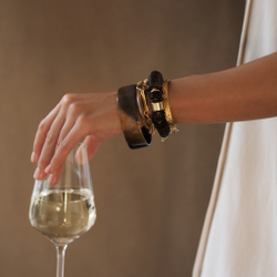 turtle horn bangle mini