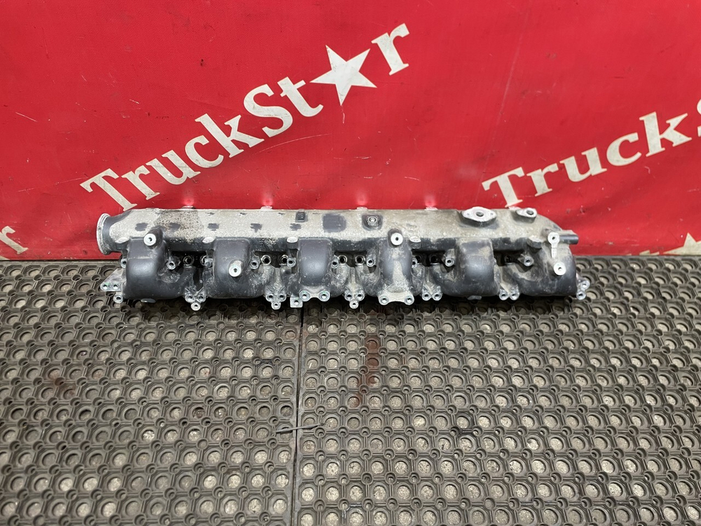 Коллектор впускной 2021г