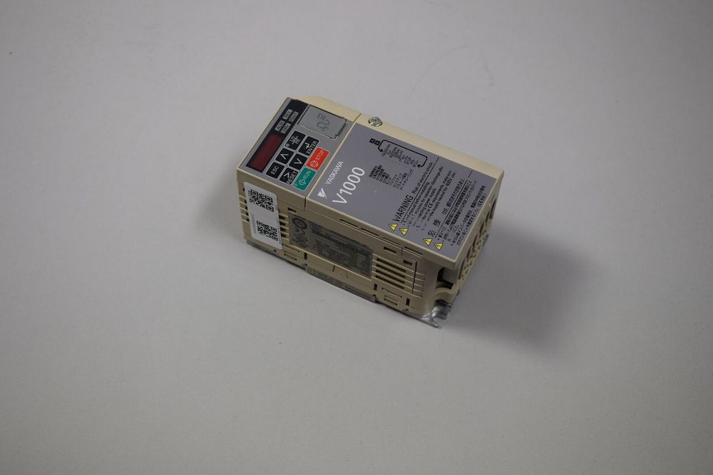 Преобразователь частоты YASKAWA CIMR-VA2A0001BAA