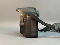 Canon EOS 550D Kit 18-55mm 550 Кадров