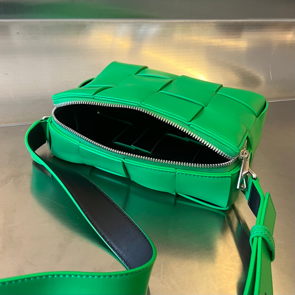 Bottega Veneta Cassette Camera Bag 20 cm