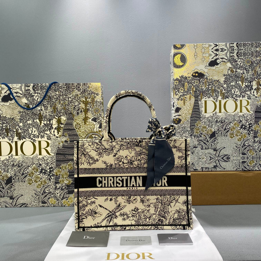 Christian Dior Book Tote 36 cm